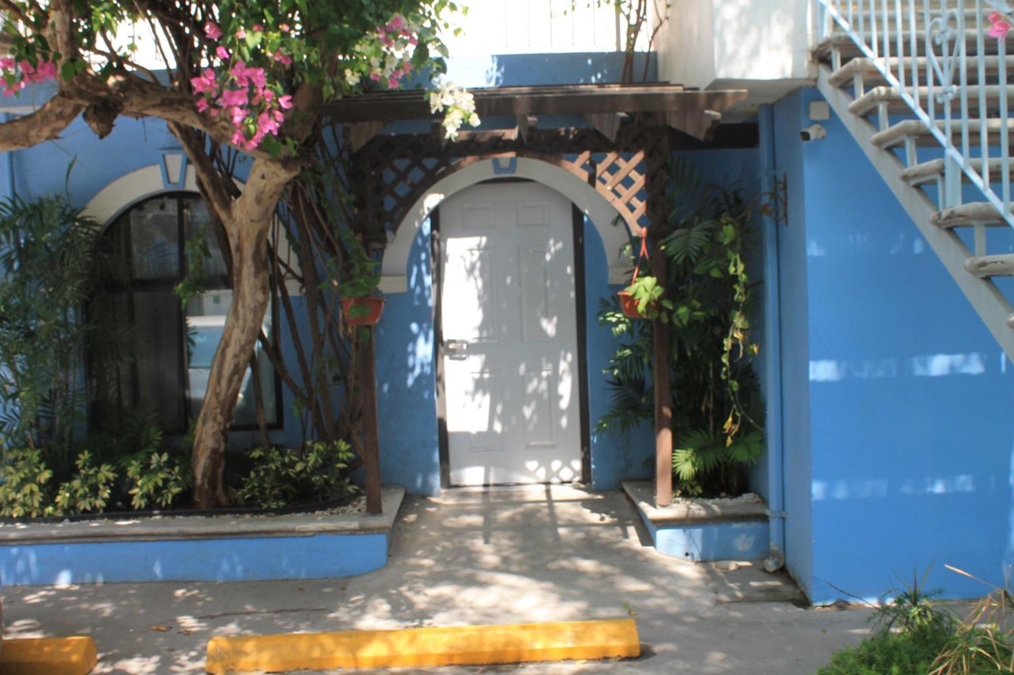 Hotel Hacienda Del Viejo Matamoros  Exterior photo